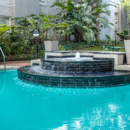יוהנסבורג City Lodge Hotel Sandton, Katherine Street מראה חיצוני תמונה