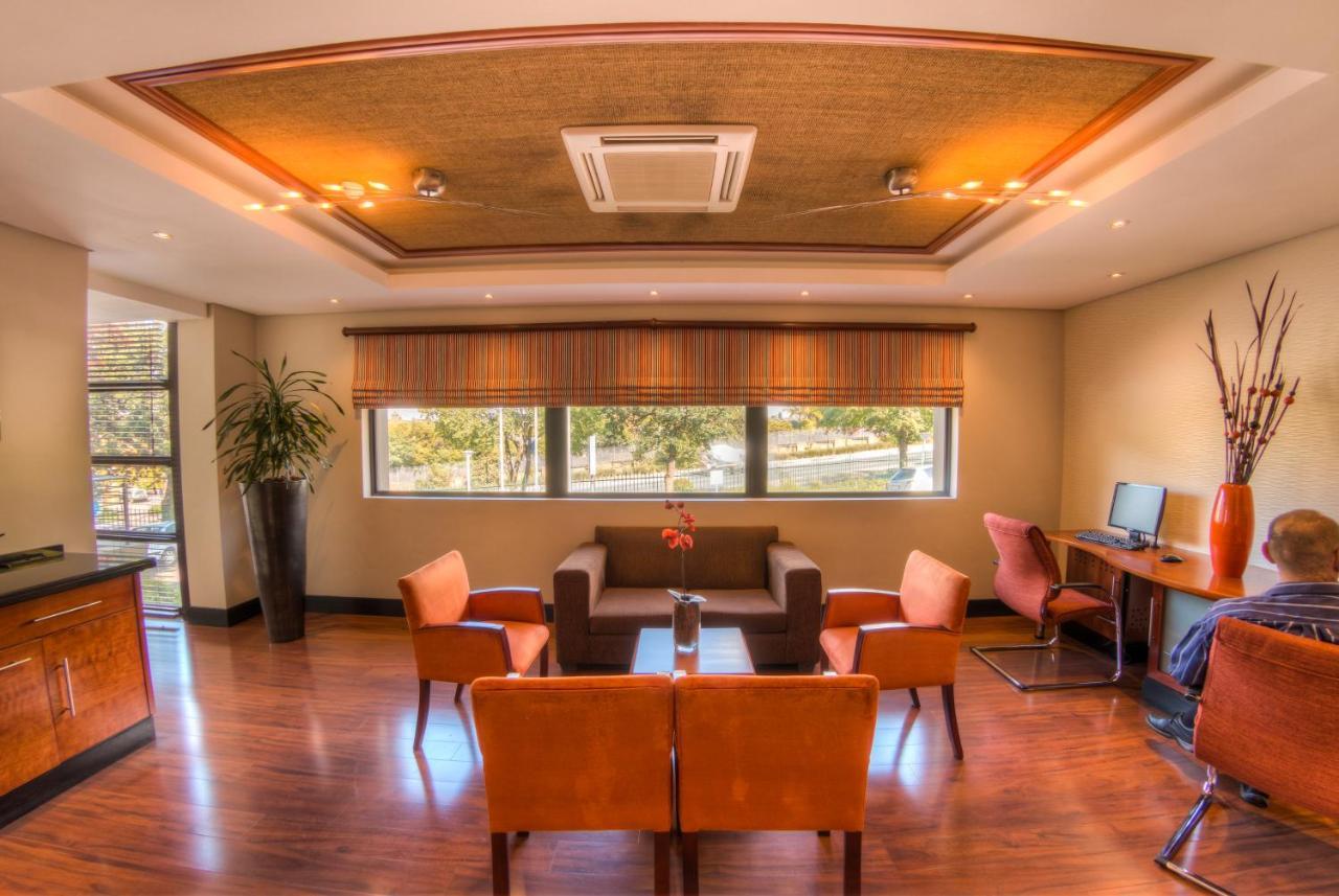 יוהנסבורג City Lodge Hotel Sandton, Katherine Street מראה חיצוני תמונה