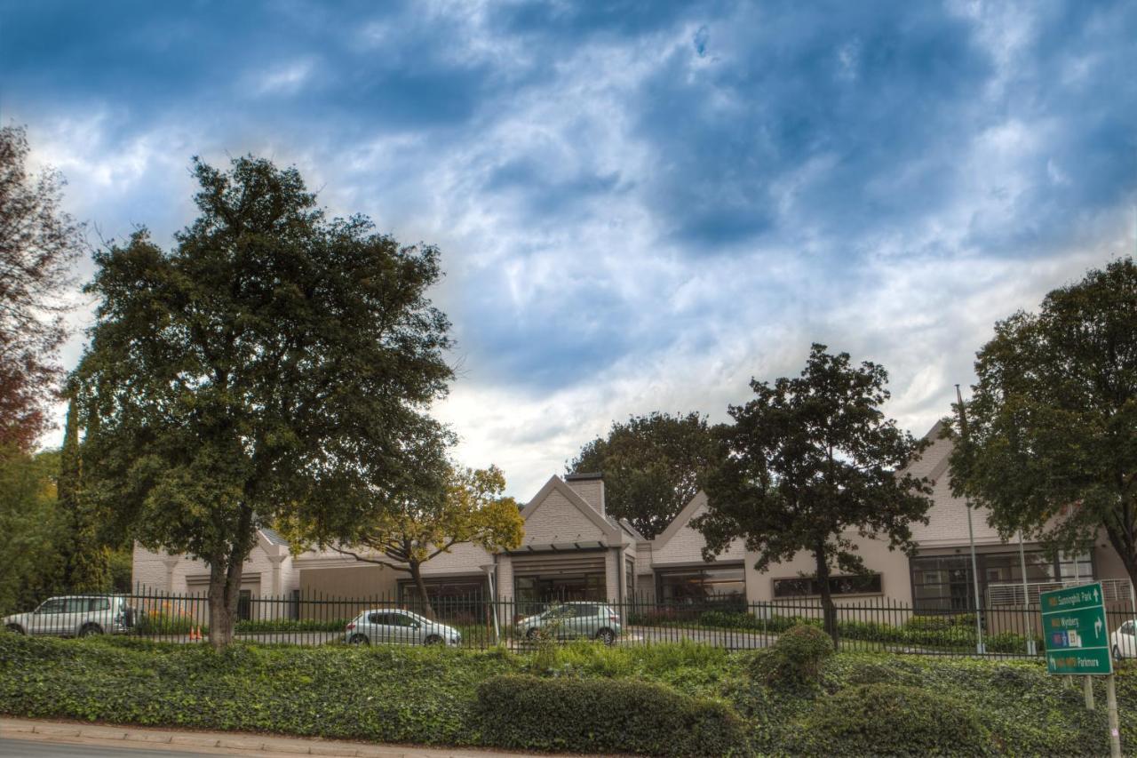 יוהנסבורג City Lodge Hotel Sandton, Katherine Street מראה חיצוני תמונה