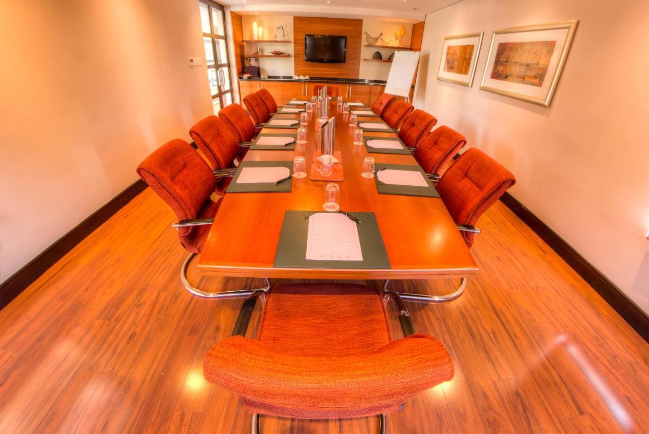 יוהנסבורג City Lodge Hotel Sandton, Katherine Street מראה חיצוני תמונה