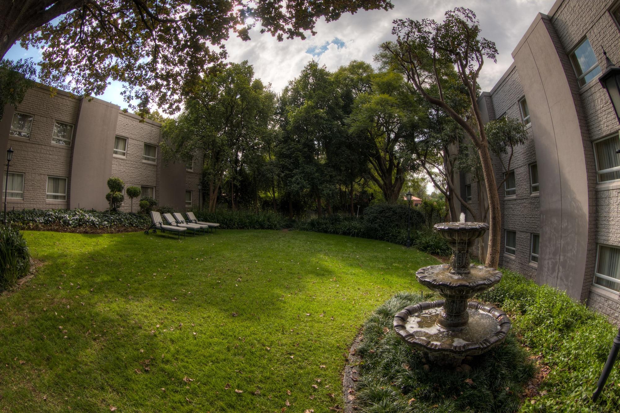 יוהנסבורג City Lodge Hotel Sandton, Katherine Street מראה חיצוני תמונה